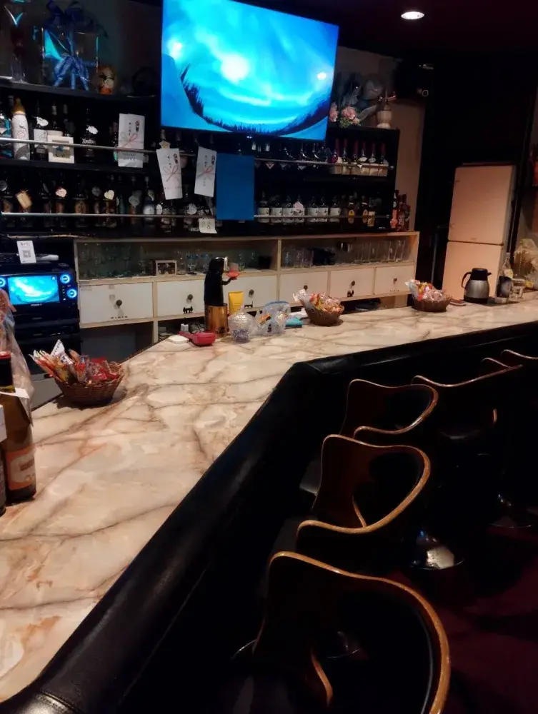 大分市｜お酒が飲めなくてもOK！スナックの接客