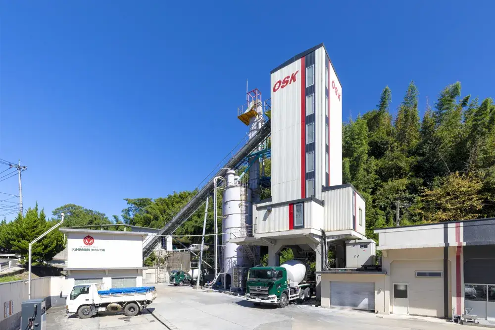 地域のインフラを支える！街づくりに欠かせない生コン車運転手