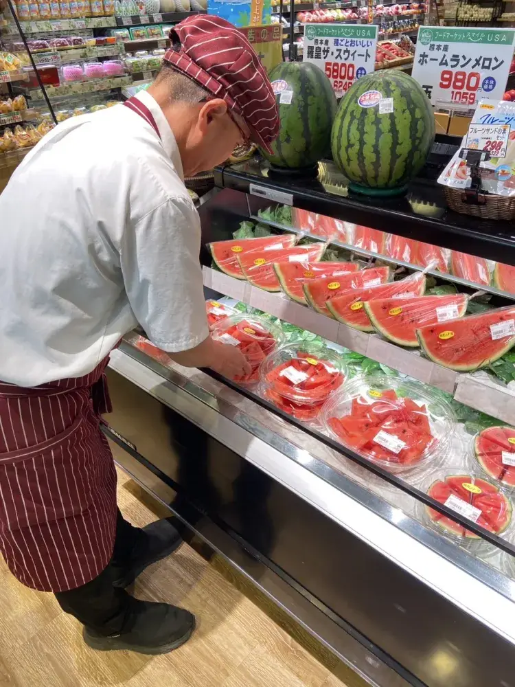 マイカー通勤OK◎新鮮な野菜・果物をご提供♪＜青果部正社員＞