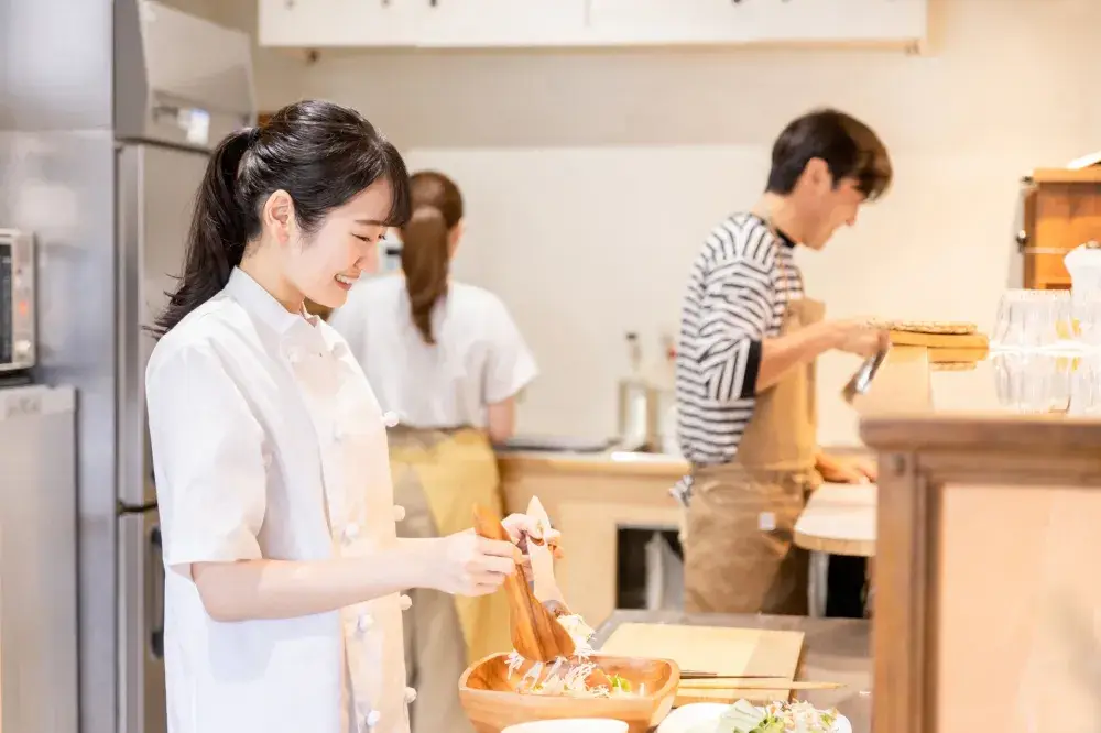 ☆未経験OK♪週3〜4日◎1日4時間！施設の調理補助スタッフ